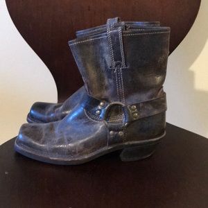 Frye 8r Harness boots